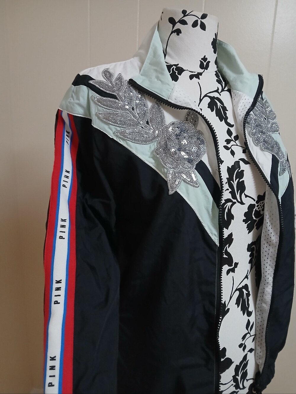 VICTORIA SECRET PINK Black Zip-Up Jacket with Silver Floral Appliqué - Picture 10 of 12